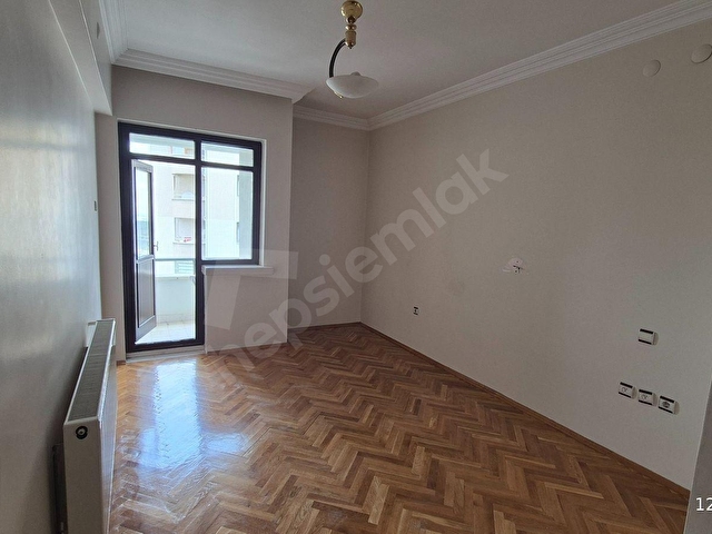 Dikmen Keklikpınarı Sitede 3+1 Ebeveyn Banyolu Kiralık Boş Daire - Görsel 19