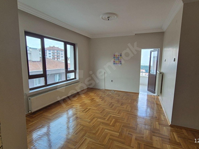 Dikmen Keklikpınarı Sitede 3+1 Ebeveyn Banyolu Kiralık Boş Daire - Görsel 13