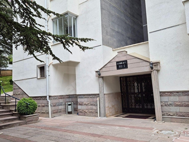 Dikmen Keklikpınarı Sitede 3+1 Ebeveyn Banyolu Kiralık Boş Daire - Görsel 4