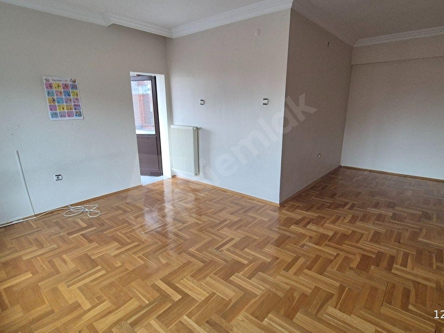 Dikmen Keklikpınarı Sitede 3+1 Ebeveyn Banyolu Kiralık Boş Daire - Görsel 14
