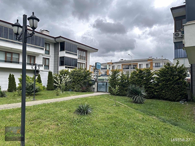 Sakarya / Serdivan Yazlık Mahallesinde Satılık Geniş 3+1 Daire - Görsel 15