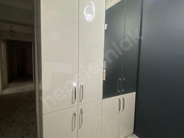 BUCA YENİGÜN MAHALLESİNDE SATILIK 3+1 FULL YENİLENMİŞ DAİRE - SF EMLAK - Görsel 14