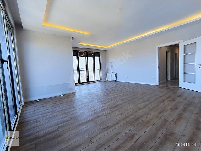 ÇENGELKÖY 8+2 340 m2 BAĞIMSIZ DUBLEKS YATIRIM MANZARA OTOPARK - Görsel 2