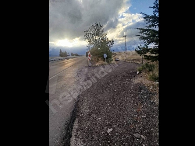 Mantar Üretim Tesisi Ruhsatlı İzmir Afyon Otoyolu Üzerinde Tarla - Görsel 2