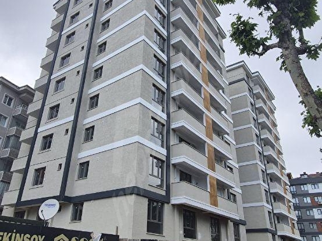 BAHÇELİEVLER DEVLET HASTANESİ YANI SİTE İÇERİSİNDE SATILIK DAİRE - Görsel 8