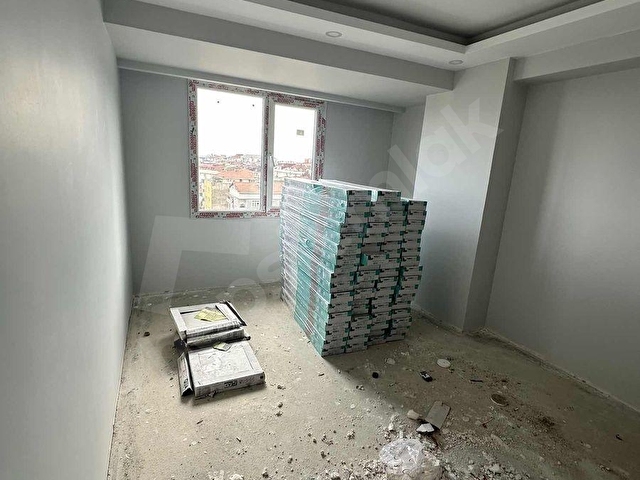 BAHÇELİEVLER DEVLET HASTANESİ YANI SİTE İÇERİSİNDE SATILIK DAİRE - Görsel 18