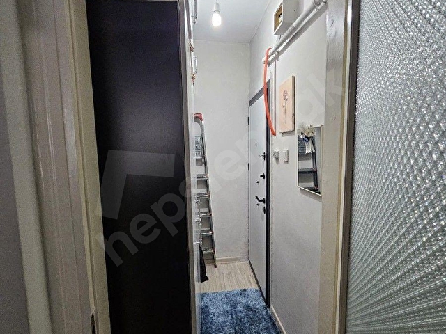 şehremini medan. de Satılık daire 2+1 1 kat Tramvay durağı 3Dk yürüme mesafesinde - Görsel 7