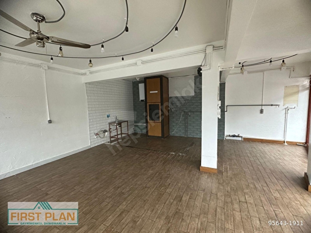 First Planden Reşitpaşada Köşe Konumda Devirsiz Kiralık Dükkan - Görsel 19