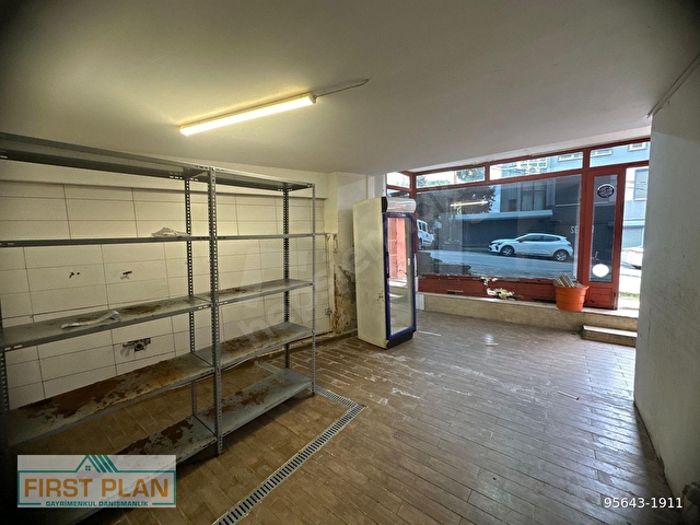 First Planden Reşitpaşada Köşe Konumda Devirsiz Kiralık Dükkan - Görsel 25