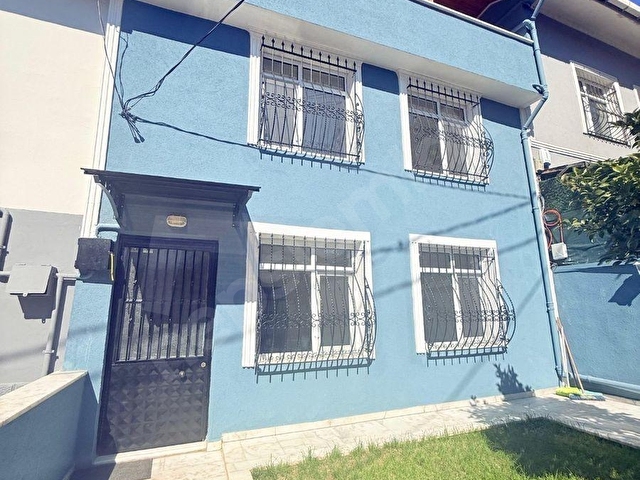 REŞİTPAŞADA MÜSTAKİL EVİN GİRİŞ KATI  1.5+1 BÜYÜK DAİRE 100M2 İÇİ TEMİZ DAİRE