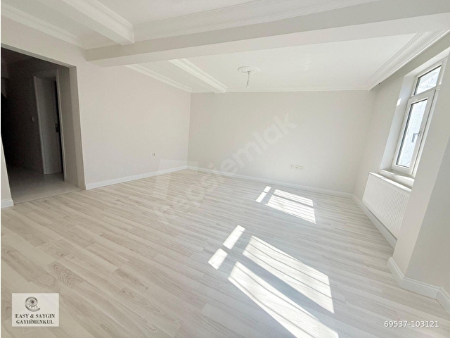REŞİTPAŞADA MÜSTAKİL EVİN GİRİŞ KATI  1.5+1 BÜYÜK DAİRE 100M2 İÇİ TEMİZ DAİRE - Görsel 21