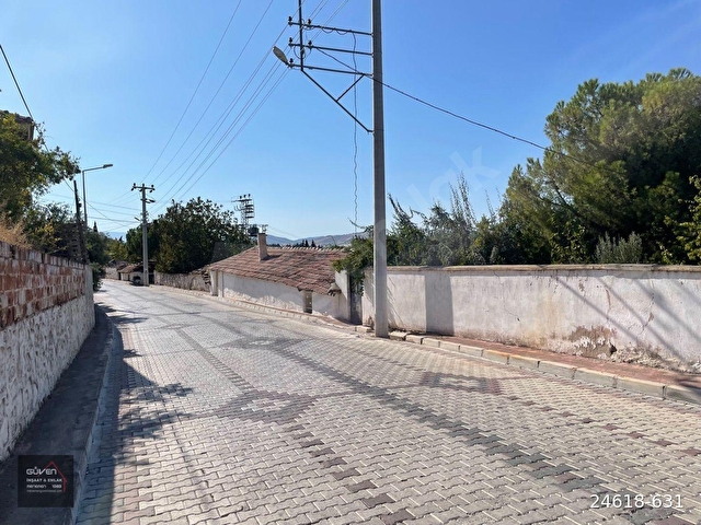 Güven Emlak’tan Menemen Maltepe köyünde satılık köy evi - Görsel 2