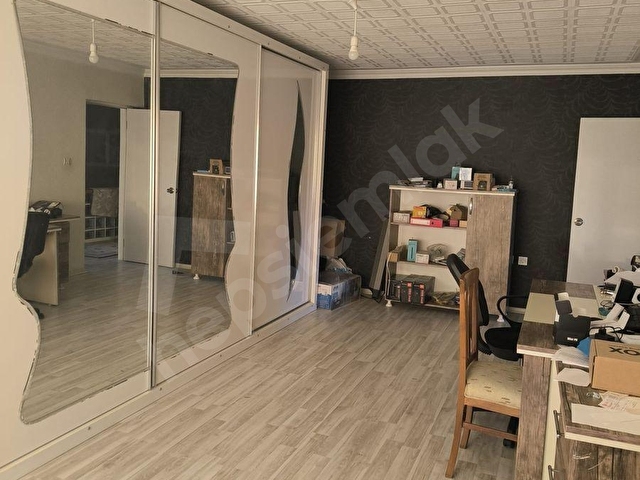 ELVANDA 4+2 300M2 DUBLEKS KAPALI TERAS ÇİFT BANYO 3 WC ÖN CEPHE - Görsel 27