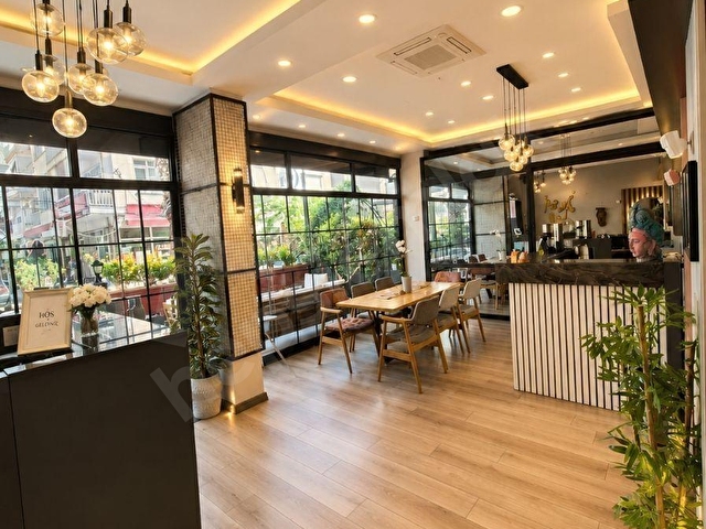 İZMİR BUCA DA HARİKA KONUMDA 120m2 DÜKKAN