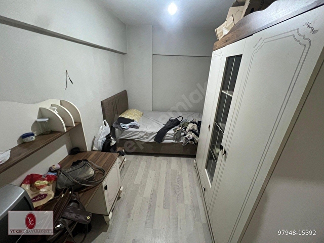 YÜKSELDEN SATILIK EDREMİT MERKEZDE AYRI MUTFAK KAÇMAZ FIRSAT 2+1 DAİRE - Görsel 6