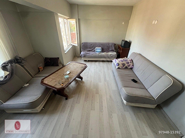 YÜKSELDEN SATILIK EDREMİT MERKEZDE AYRI MUTFAK KAÇMAZ FIRSAT 2+1 DAİRE - Görsel 2