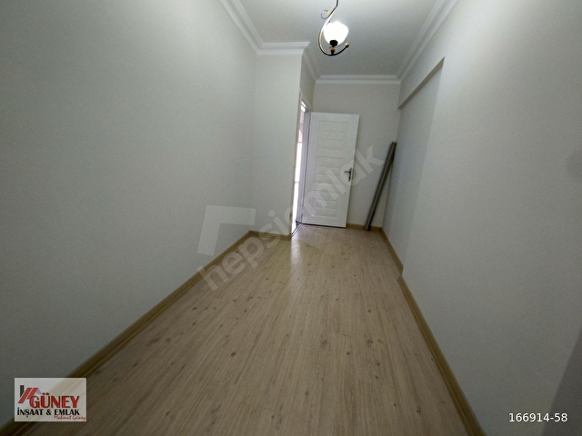 GÜNEYDEN ÇARŞIYA PAZARA YAKIN 2+1.80M2 BOŞ DAİRE - Görsel 24