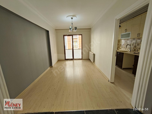 GÜNEYDEN ÇARŞIYA PAZARA YAKIN 2+1.80M2 BOŞ DAİRE