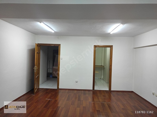 BOLU MERKEZDE CADDEYE BAKAN KİRALIK OFİS - Görsel 2