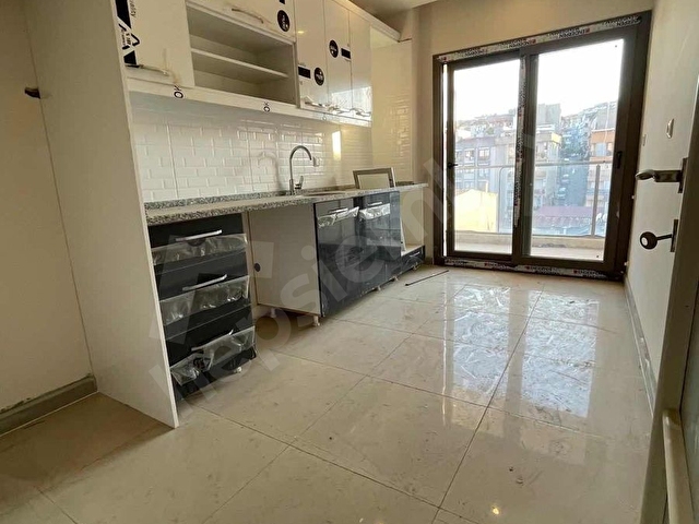 BOZYAKA MAHALLESİNDE 3 YILLIK 2+1 SATILIK DAİRE - Görsel 5