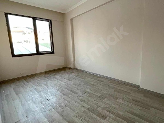 BOZYAKA MAHALLESİNDE 3 YILLIK 2+1 SATILIK DAİRE - Görsel 10
