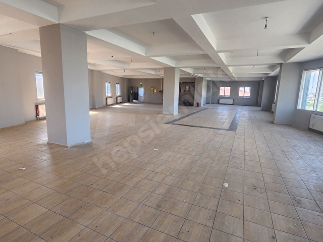 ENES YETERDEN PLAZA KATI 450 M2