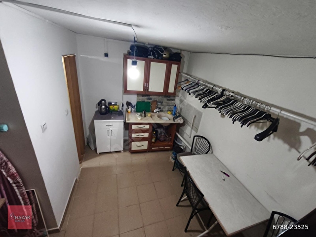 HAZAR EMLAKTAN DİKMEN CADDESİ ÜZERİNDE 35 M2 MUTFAKLI KLİMALI WC Lİ - Görsel 17