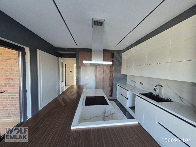 Meram Kozağaç’ta 780m² Arsalı VIP Villa: Hamam--Sinema Hazır - Görsel 12