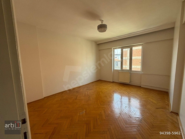 +1DEN KIBRISŞEHİTLERİ CADDESİNDE 160 M2 3+1 KİRALIK - Görsel 18