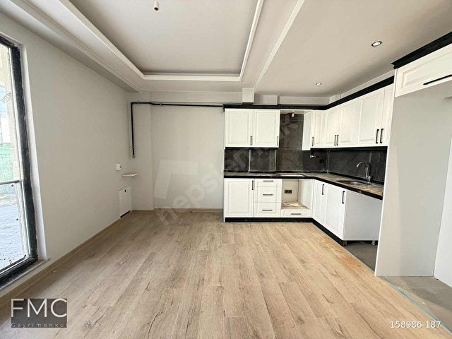FMC GAYRİMENKULDEN BORNOVA CADDESİNDE SATILIK FIRSATT 1+1 DAİRE - Görsel 5
