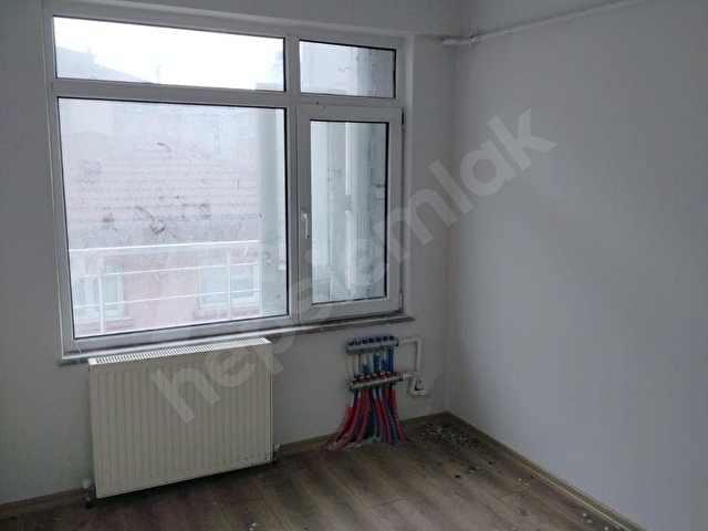 TURYAP BANDIRMADAN ÇARŞI MERKEZDE TADİLATLI DAİRE - Görsel 6