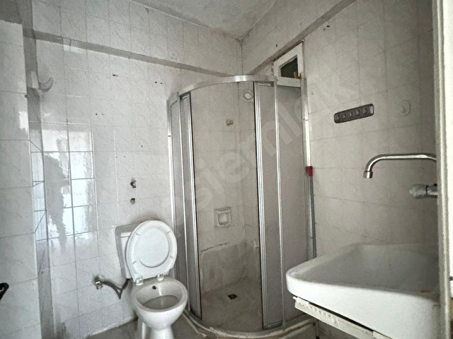 PERŞEMBE PAZARINA YÜRÜME MESAFESİNDE UYGUN DAİRE - Görsel 8