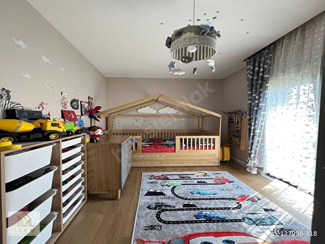 BEYLİKDÜZÜNDE AİLE KONFORU VE LÜX YAŞAM BİR ARADA 5+2 VİLLA !! - Görsel 9