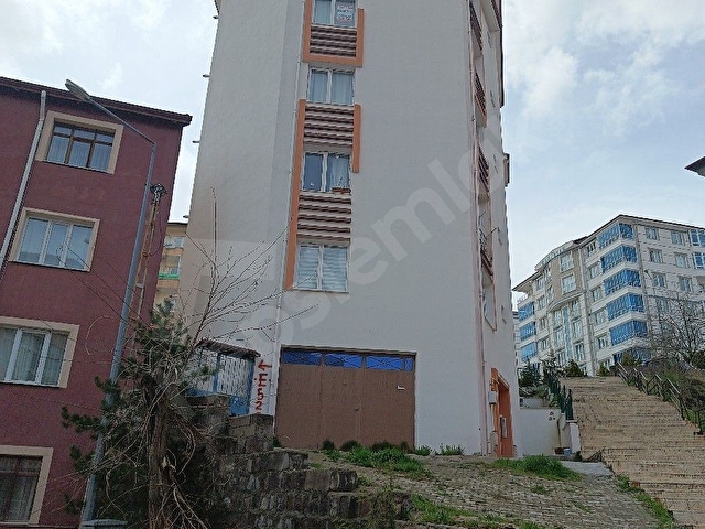 Büyük cami yakını Kayyumzade cami üstünde eşyalı 2+1