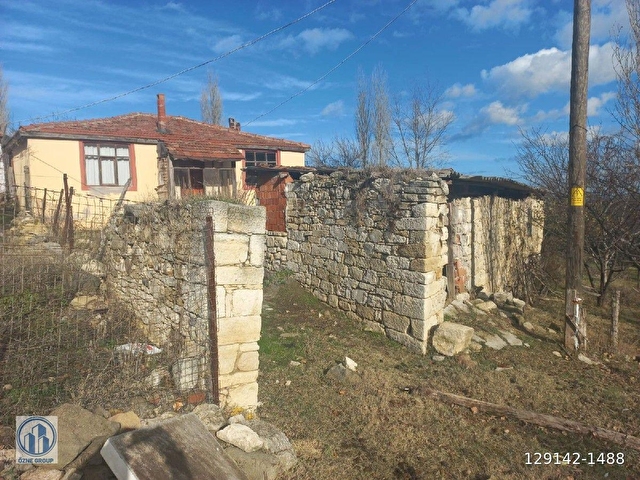 MECİDİYEDE 2ADET 3+1/4+1 MÜSTAKİL EV VE 533M2. İMARLI ARSASI - Görsel 15