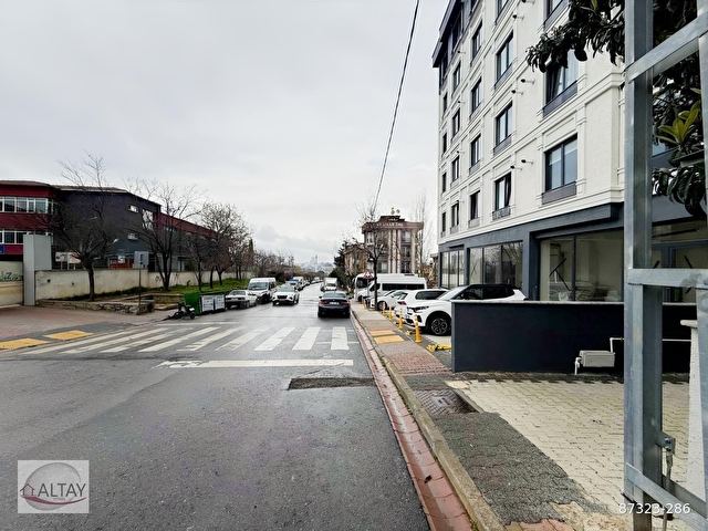 KAYIŞDAĞ MAH.Y TEPE ÜNÜVERSİTEYE 300.METRE 1+1 40 M2 FUL EŞYALI - Görsel 12