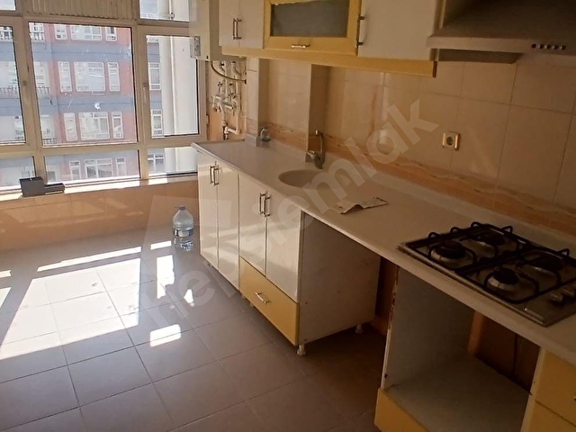HASTANE METRO DİBİNDE KİRALIK DAİRE - Görsel 3