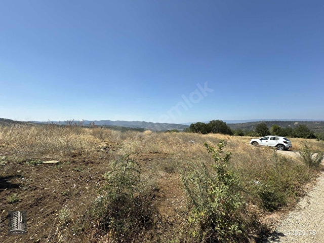 GEMLİK MURATOBA DA ANA ASFALTA CEPHE ARAZİ ARAÇ VE DAİRE TAKASLI - Görsel 3