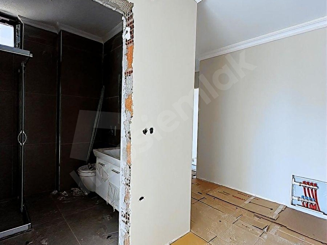 800 m2 A PULS 5+1 ÖZEL BAHÇELİ KARTEPE VE DOGA MANZARALI VİLLA - Görsel 26