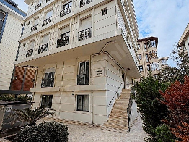 MAR EMLAKTAN YEŞİLKÖYDE SİTE İÇİ ULTRA LÜX 1+1 BAHÇE KATI