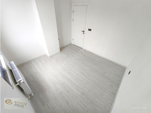 👉AYGÜLDEN BURHANİYEDE AYRI MUTFAK DOĞALGAZLI EBEVEYN BANYOLU ÖN CEPHE ARA KAT 2+1 SATILIK DAİRE - Görsel 22
