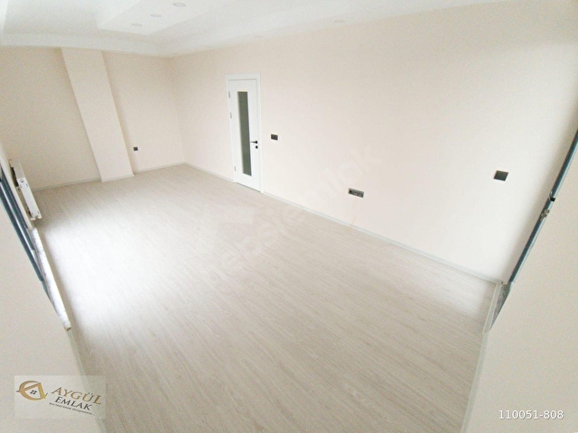 👉AYGÜLDEN BURHANİYEDE AYRI MUTFAK DOĞALGAZLI EBEVEYN BANYOLU ÖN CEPHE ARA KAT 2+1 SATILIK DAİRE - Görsel 10