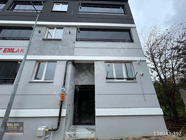 ASLAN EMLAK TAN KİRALIK SIFIR DAİRE EŞYASIZ  1+1 çarşı merkezde kat 2