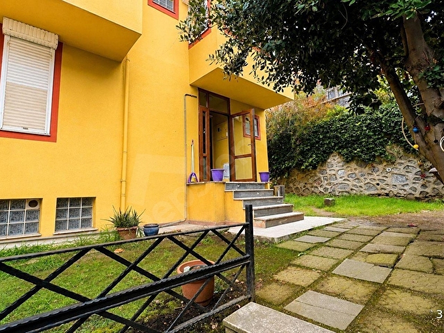 Üsküdar Çengelköy Ata-2 Sitesinde 300 m2 Tripleks Tekli Villa - Görsel 7