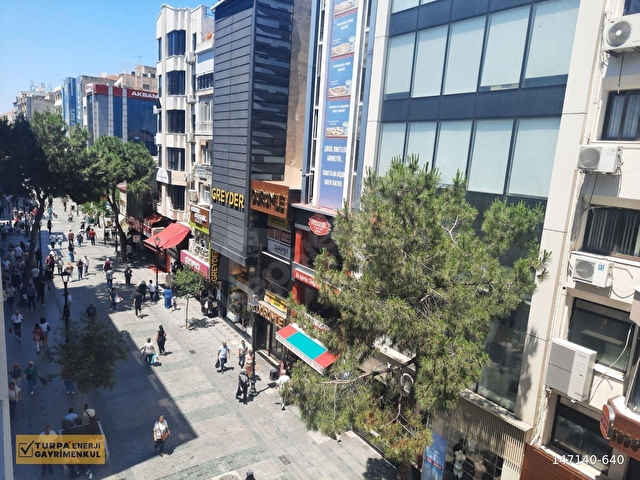 Karşıyaka Çarşıda Kiralık 3+1 Daire - Görsel 6