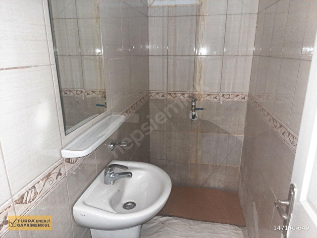 Karşıyaka Çarşıda Kiralık 3+1 Daire - Görsel 19