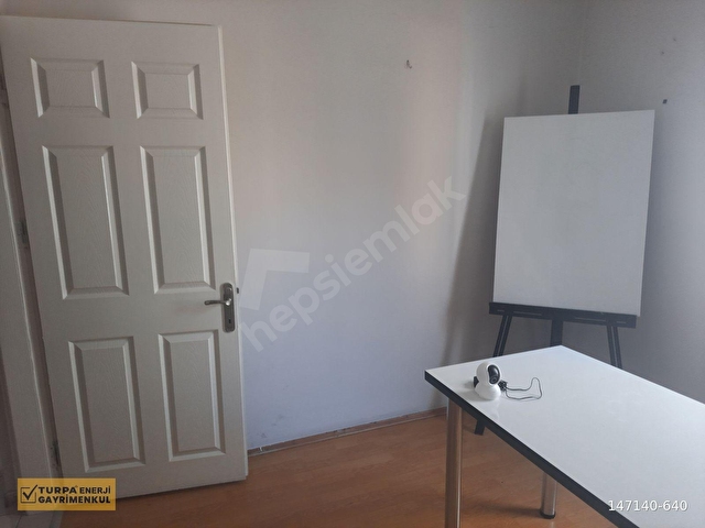 Karşıyaka Çarşıda Kiralık 3+1 Daire - Görsel 17