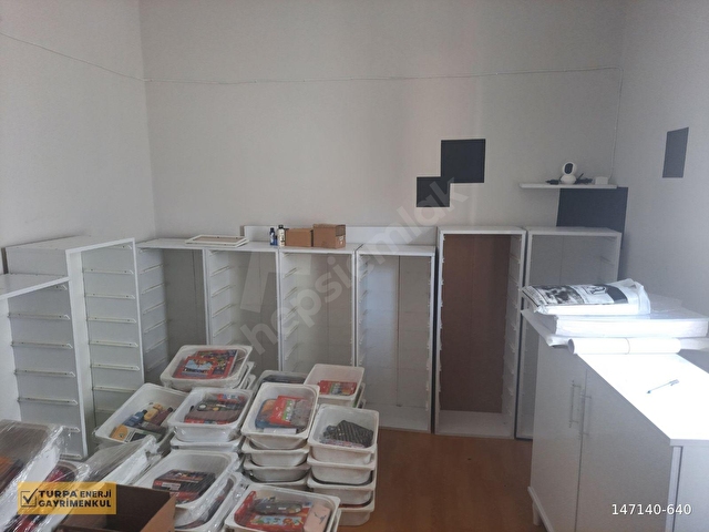 Karşıyaka Çarşıda Kiralık 3+1 Daire - Görsel 8