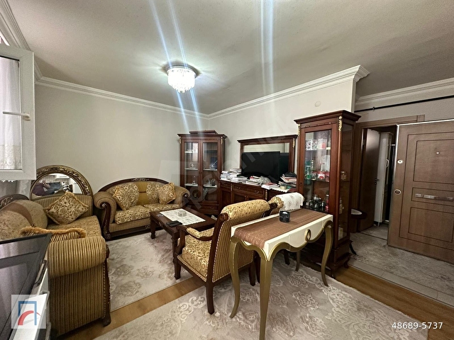 GENÇ BİNADA CADDEYE YAKIN KAT MÜLKİYETLİ ASANSÖRLÜ 80m2*2+1 - Görsel 2