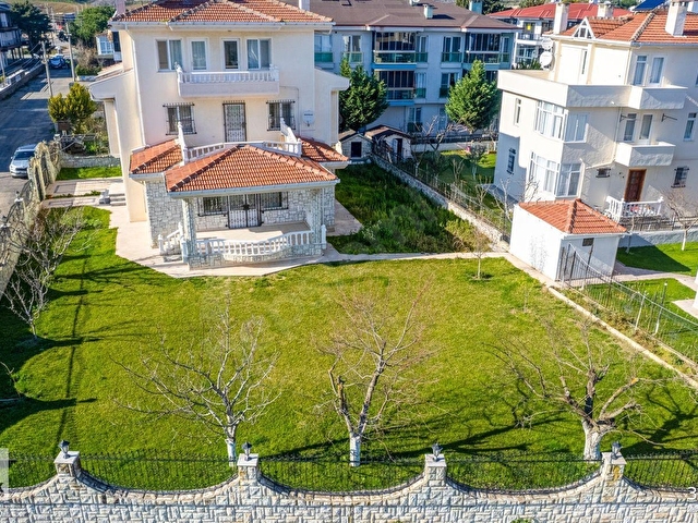 KUMBAĞDA 740 M2 ARSA İÇERİSİNDE SATILIK TRİPLEKS 7+1 VİLLA - Görsel 10